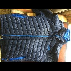 North Face boys jacket like new